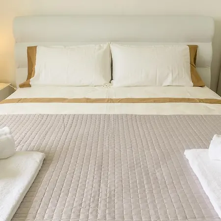 Sea Escape Apartment Riposto