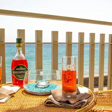 Sea Escape Apartment Riposto